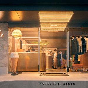 Hotel She, Kyoto